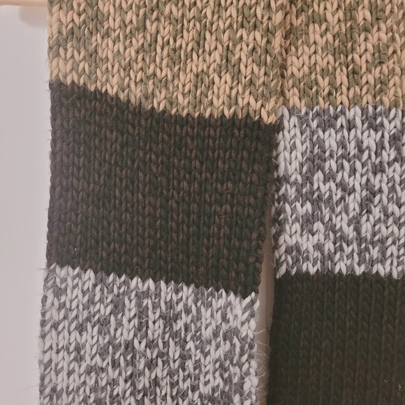 Mexx Knit Scarf - Picture 4 of 4